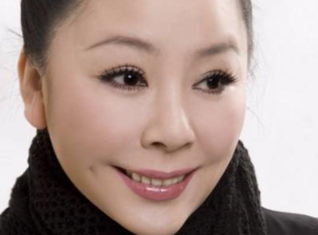 赵本山捧红的女徒弟整容后被男友骗光积蓄如今成单亲妈妈