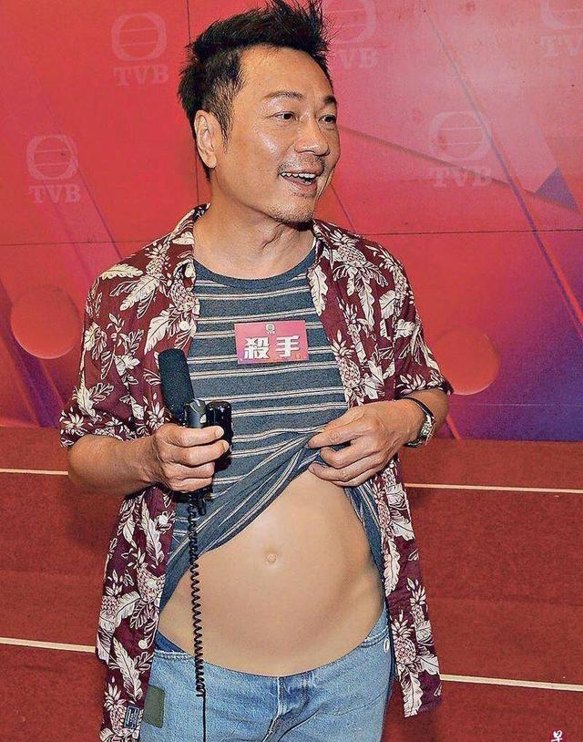 黎耀祥新剧将大秀肌肉现努力节食健身为圆父母心愿与前妻结婚