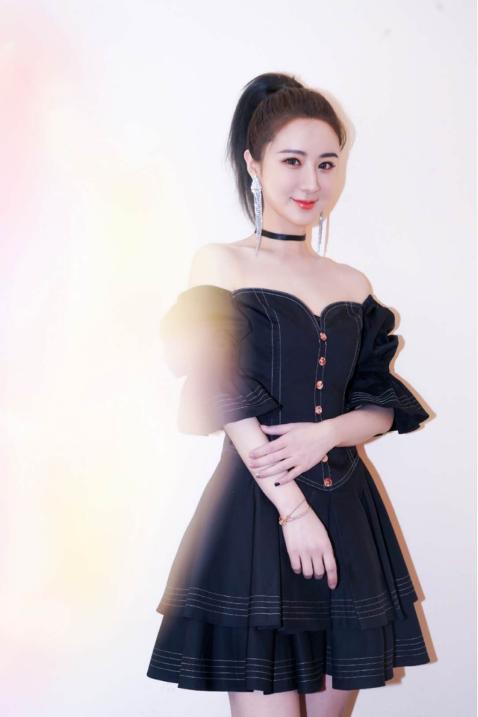 魅力智慧值超高,"带货女王"薇娅,直播间外,她每天坚持运动