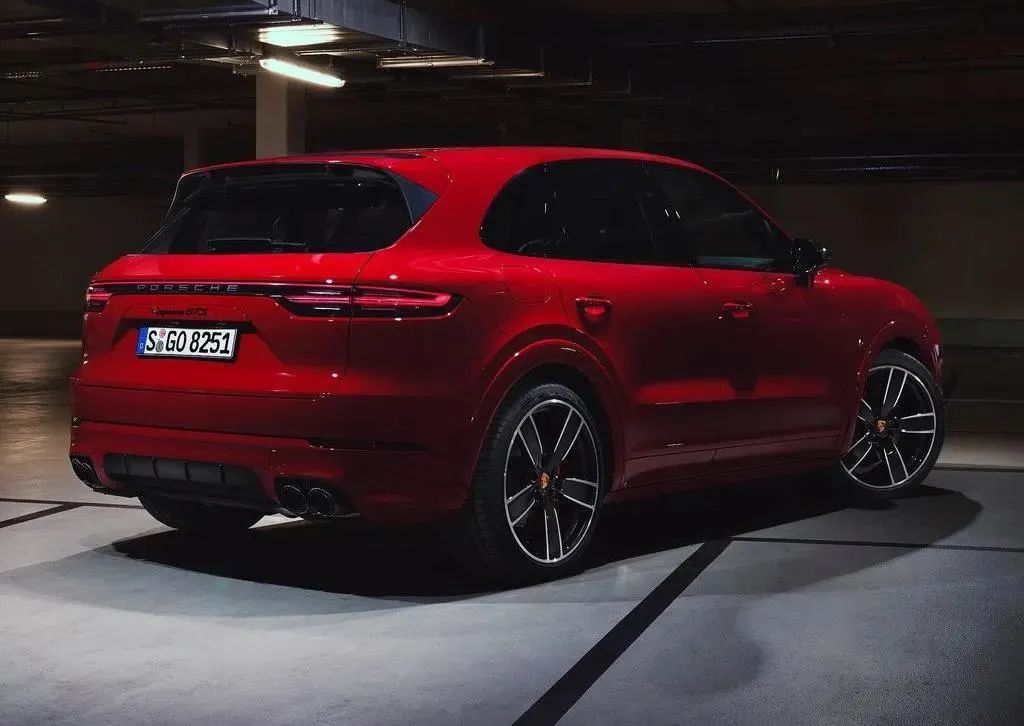 0tv8引擎百公里油耗11.4l 保时捷发布2020款卡宴gts