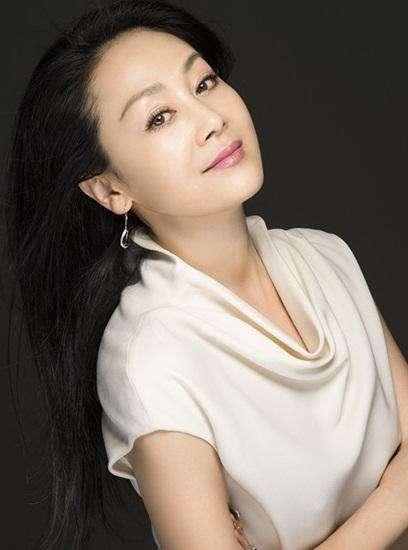 王姬儿时记忆里的大美女风采不减当年