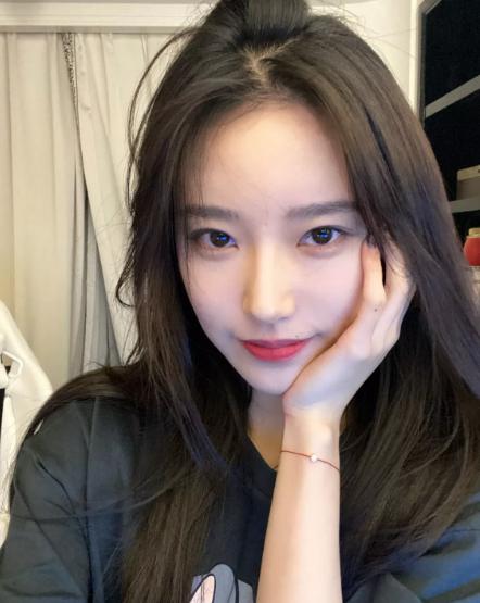 小主播有多心酸想求公会庇护发个验证码就被签了3年