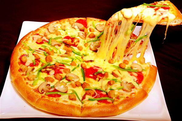 超简单披萨做法,无需烤箱,香甜又拉丝,孩子特别喜欢