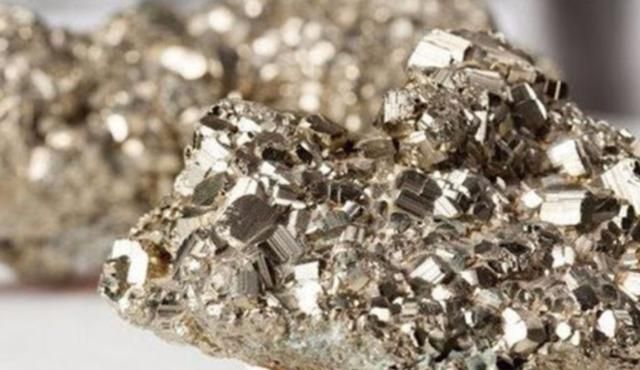 世界上最贵的石头比黄金还贵拥有1克或就能实现暴富梦