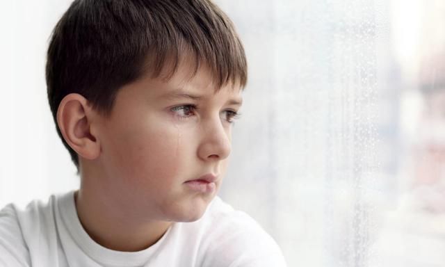 15岁男孩为什么会屡次自杀,原因是错看了一本书