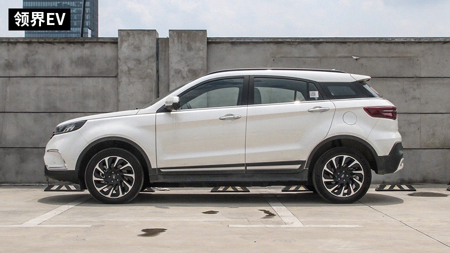 子弹说车丨18万纯电SUV选自主还是合资？宋Pro EV对比领界EV