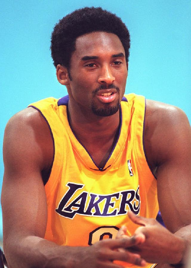 一代球迷的青春,科比职业生涯各阶段照片