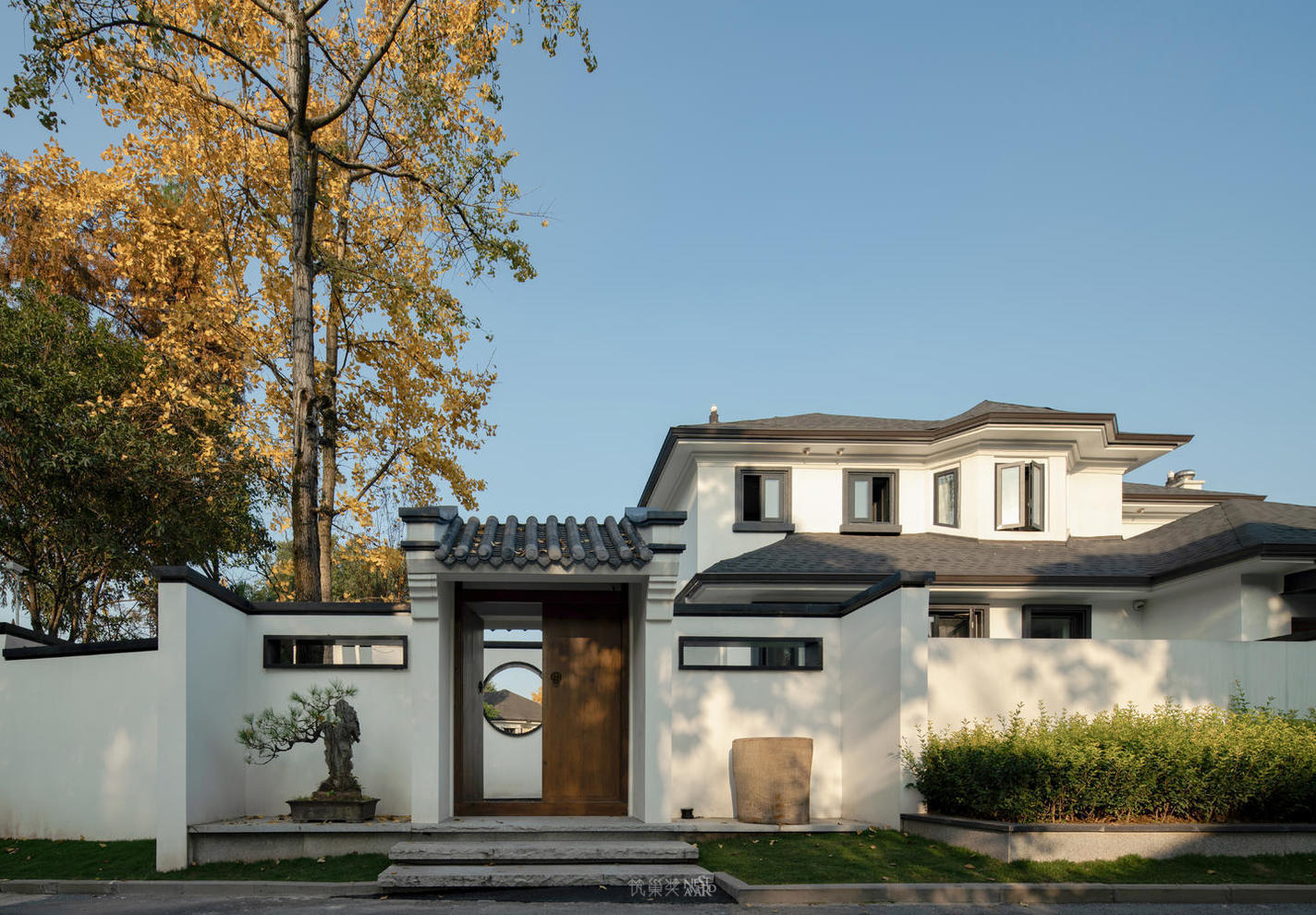 1100㎡中式现代别墅,东方韵味营造简洁修心生活