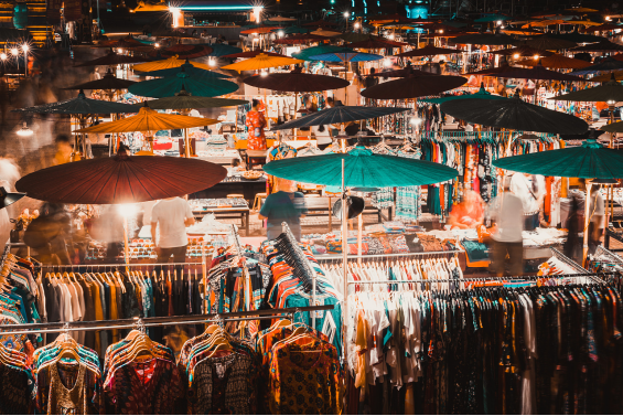 夏天的夜市摊,最抚凡人心