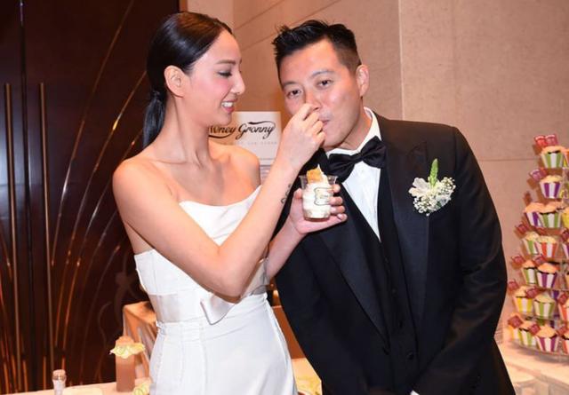 郑希怡大别墅:室外有超大游泳池,为女儿装扮公主房,太奢华