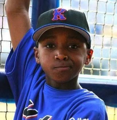 nba球员小时候照片,给你提示你能认出多少?认出15人是资深球迷