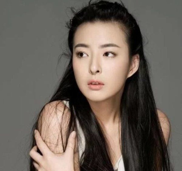 《最美的乡村》里的美女,出道多年不温不火|杨紫彤|叶莎莎|摩登新人类