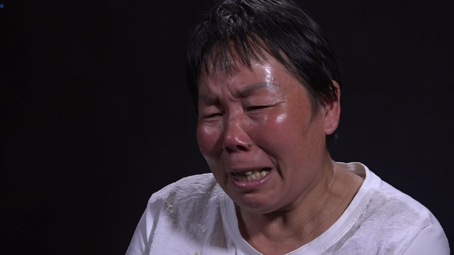 他是被万般宠爱的独苗如今却成为全家的痛苦和煎熬