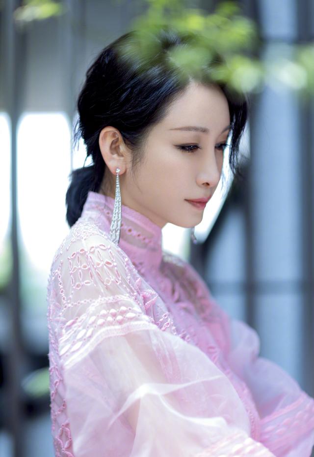 江苏卫视618晚会明星ps前后:薛之谦最"照骗",韩雪肤色差别大