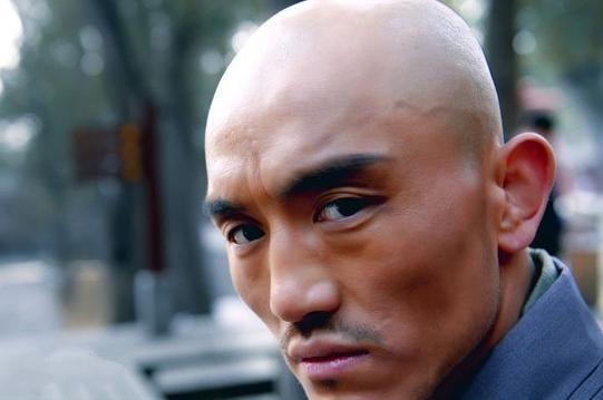 皮香远挑战一龙做得对不对著名作家皮香远是我见过最无耻的人