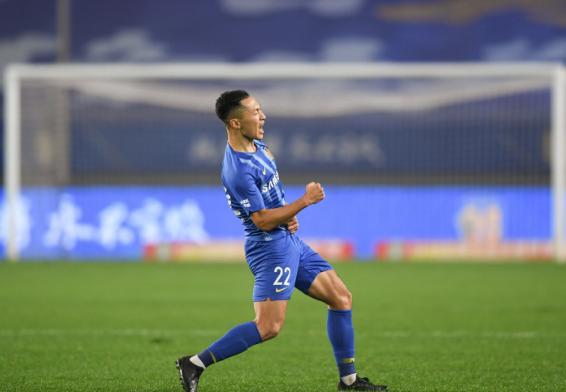 热身赛进球发红包庆祝,他的成长就是一场逆袭|陆博飞|吴曦|江苏舜天