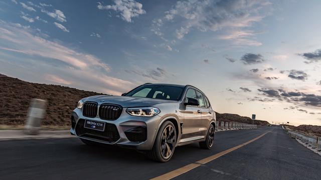 沙上的华尔兹 BMW X3 M和BMW X4 M西区塞北探享之旅