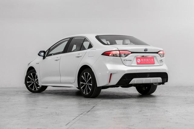 2021款丰田雷凌静态体验运动时尚感再次增强