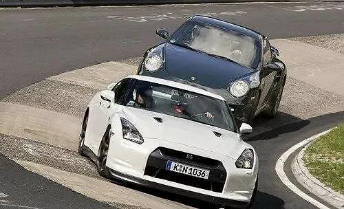 天下车库名车解读|一文看懂东瀛战神——日产gt-r对比保时捷911