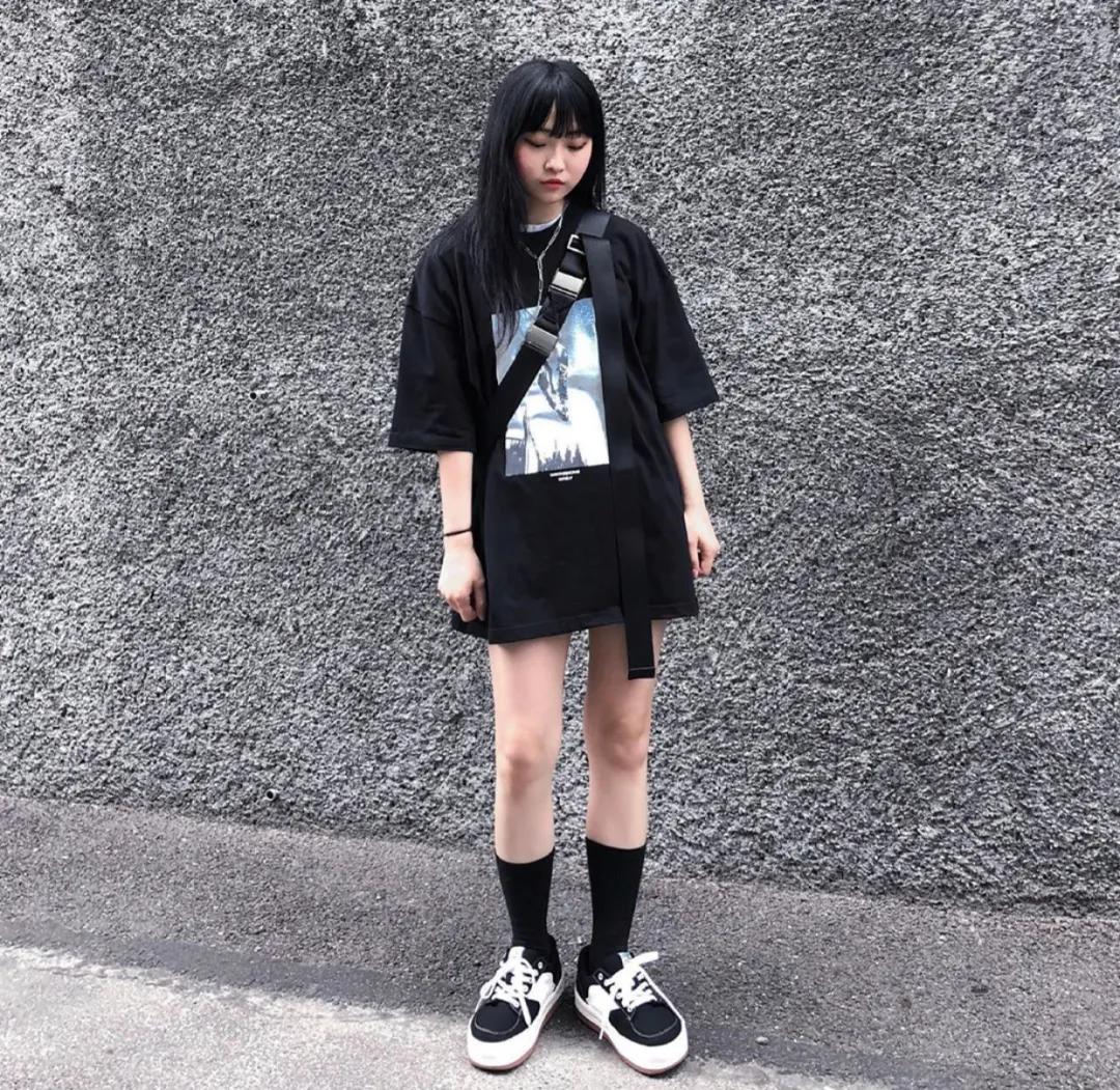 对不起,我来晚了,这30套学生党穿搭真的太好看了!