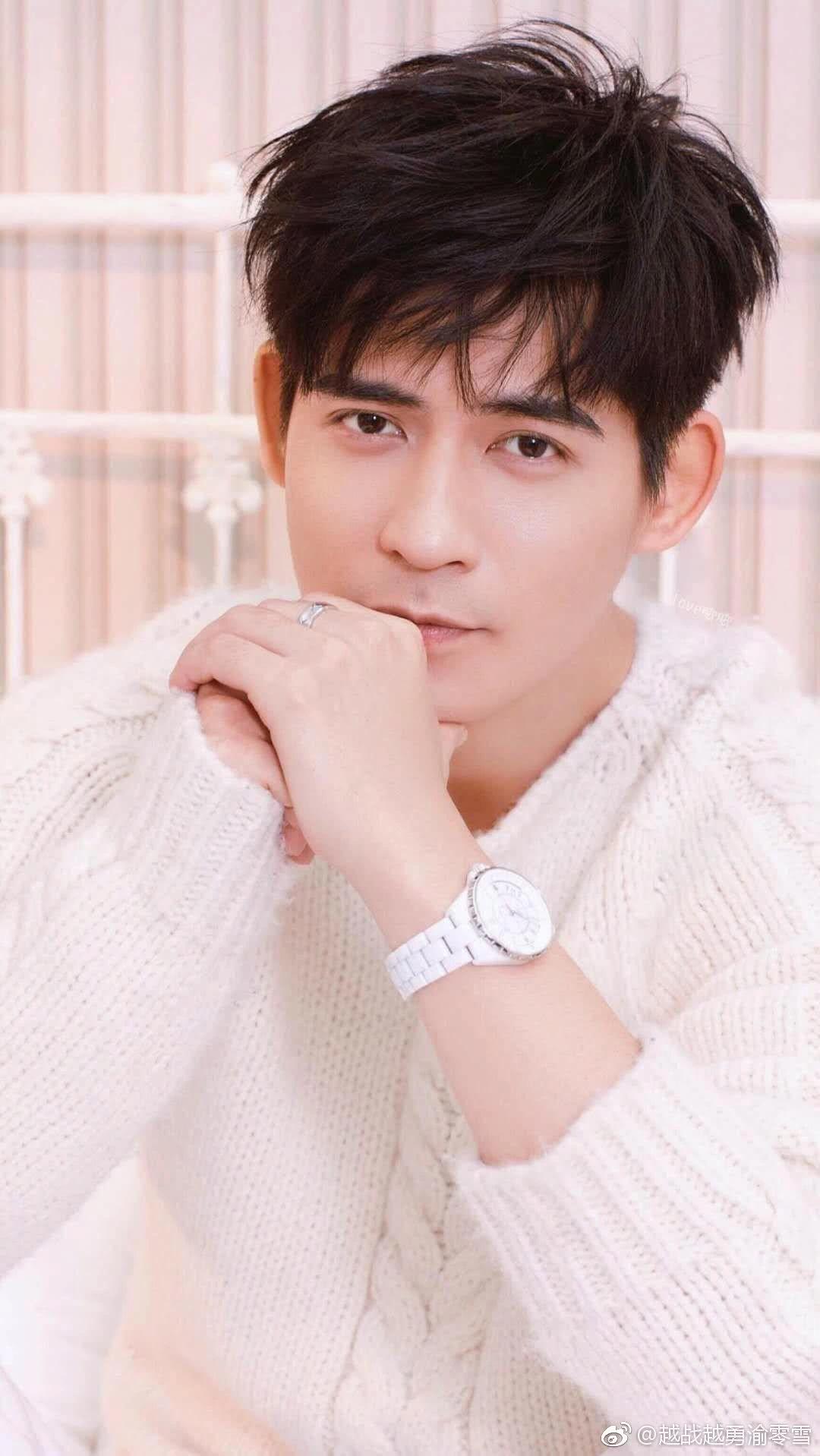 迪丽热巴合作过的四位高颜值男艺人王俊凯只能排第四