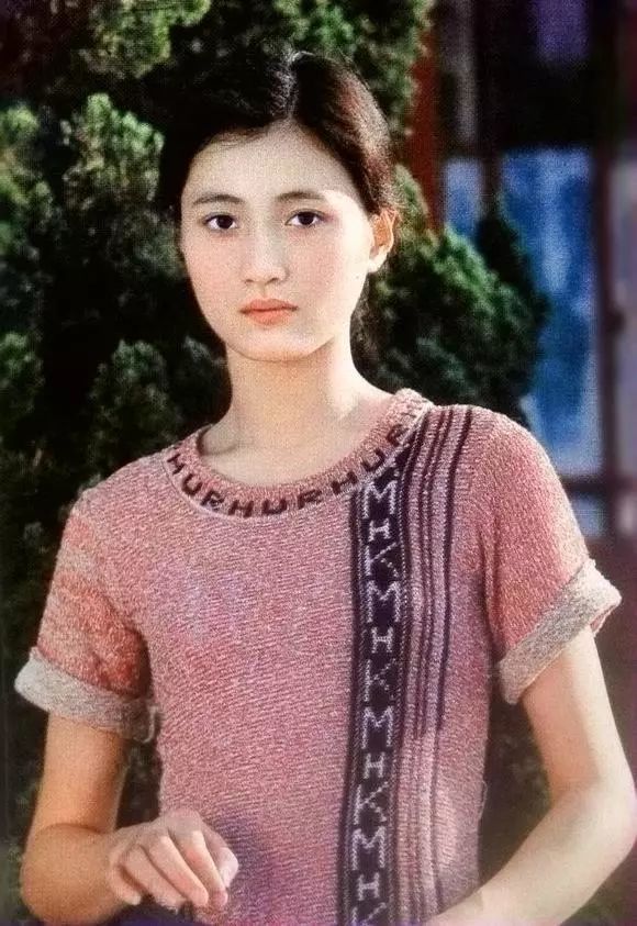 她主演的影片与著名演员陈宝国,刘怀正,张百爽等共同出演《幽谷恋歌》