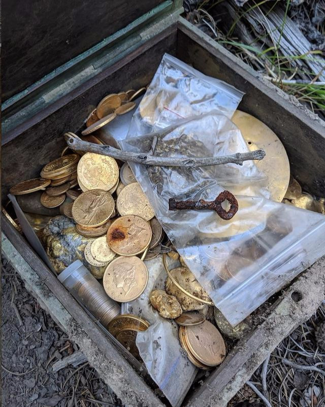 美国收藏家埋下百万美元宝藏被找到,有人偏不信,他爆照回应质疑