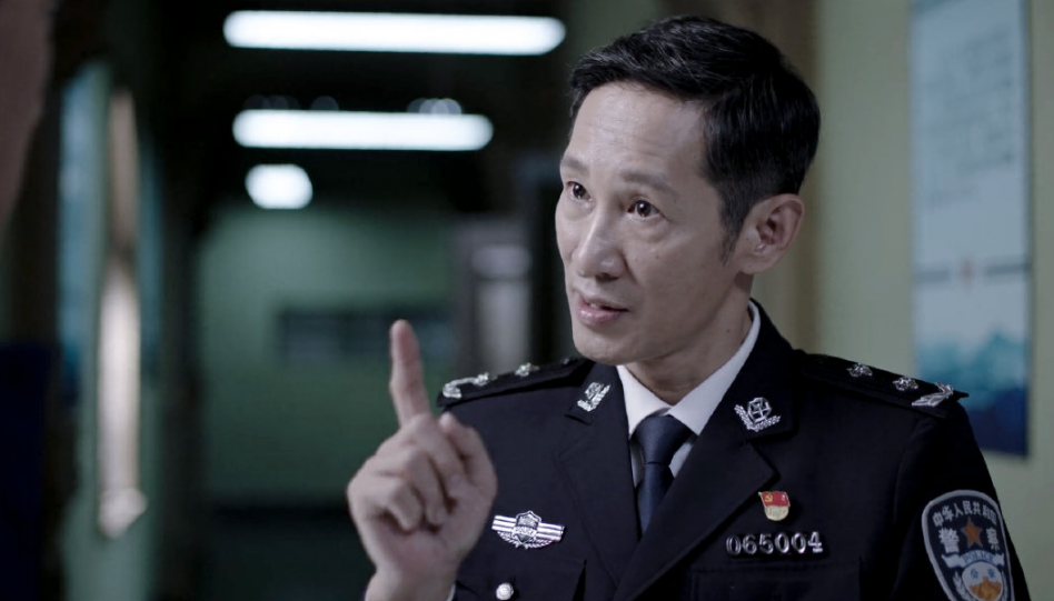 这是他第一次尝试缉毒警察的形象,可以说是一次全新的转型与挑战,同样
