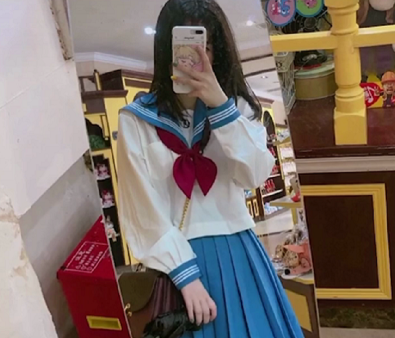 智勋套路jk小姐姐却被小姐姐反将一军还说我虚报身高