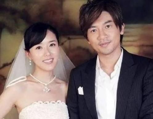 不老男神背后的女人,原来苏有朋苦苦隐瞒了我们15年!