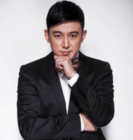 他是刁蛮公主中的男神14年后发福认不出却被舅舅葛优力捧