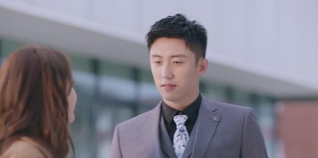 《幸福触手可及》迪丽热巴饰演的周放,一般人还真看不懂!