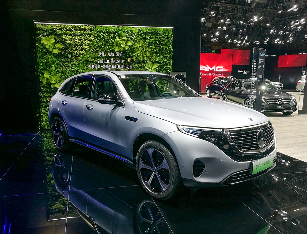 499万415km续航超豪华奔驰eqc350正式上市