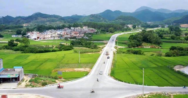 广西马山县周鹿镇:曾经的那马县城,如今的普通乡镇