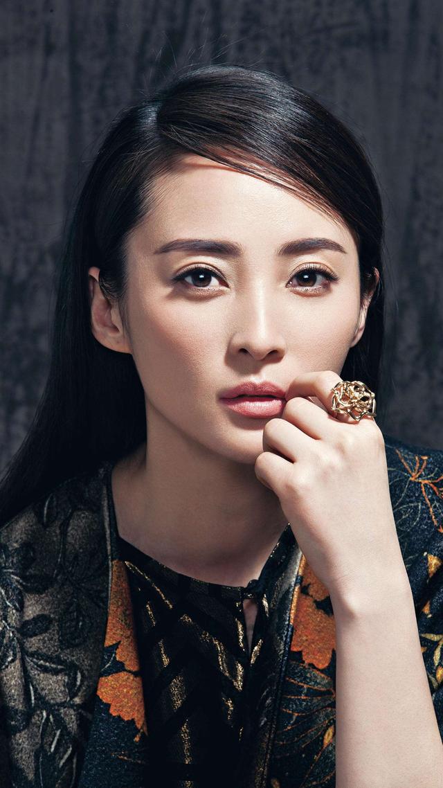 15位来自重庆的美女明星60后陶红70后蒋勤勤个个美若天仙