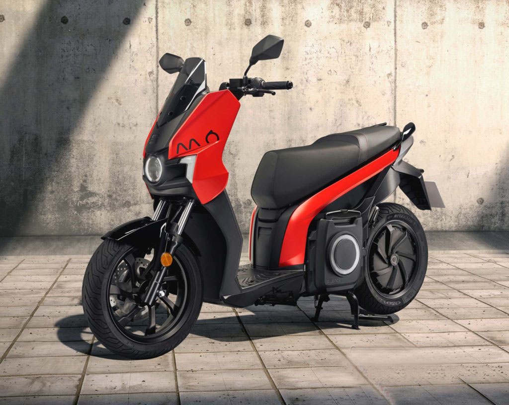 seat moescooter 1259kw电动机集成在seat moescooter 125的后轮中