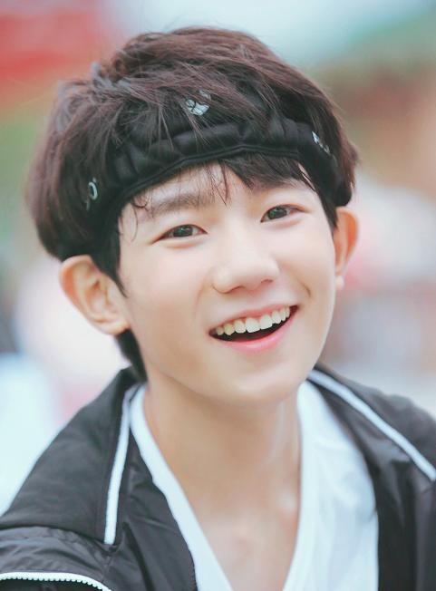 中分 当他唯一一次尝试后 看来脸小也是个错|王源|小也|发型_新浪新闻