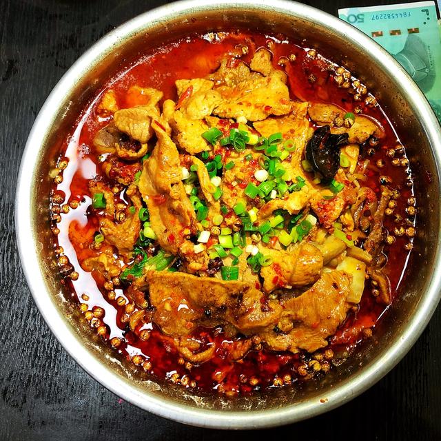 水煮肉片的做法配方越吃越上瘾让你胃口大开的水煮肉片