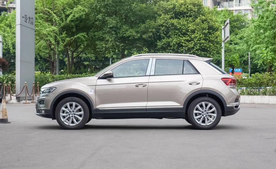 紧凑suv买便宜的？这两款都是15万拿下，为啥建议买现代