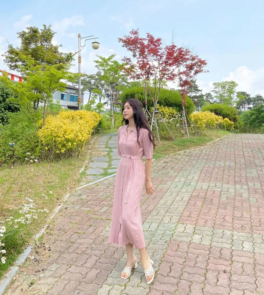 胸大穿什么衣服显瘦女生_胸大穿什么衣服显瘦