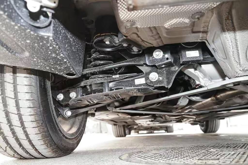 为情怀还是为实力买单绝唱之称的宝马3系gt该如何选择