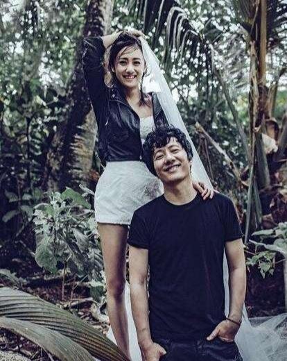 郑钧首次为老婆发声粉丝恶评称刘芸丢人郑钧回应劝你善良