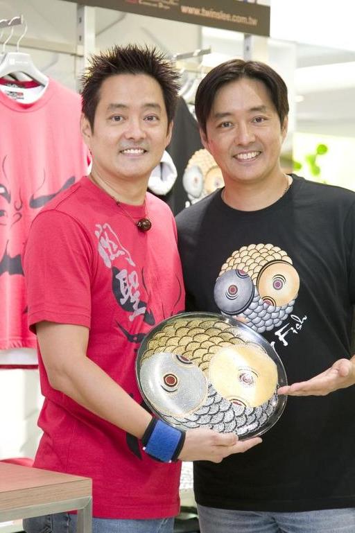 其实要比在影视界的成就,哥哥李志希要比弟弟李志奇的履历更加丰富.