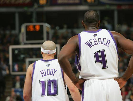 98年榜眼23岁帮助球队进西决季后赛场均20 5,毕比巅峰有多强?