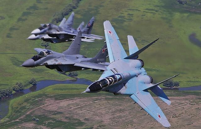 俄罗斯土耳其战斗机图片