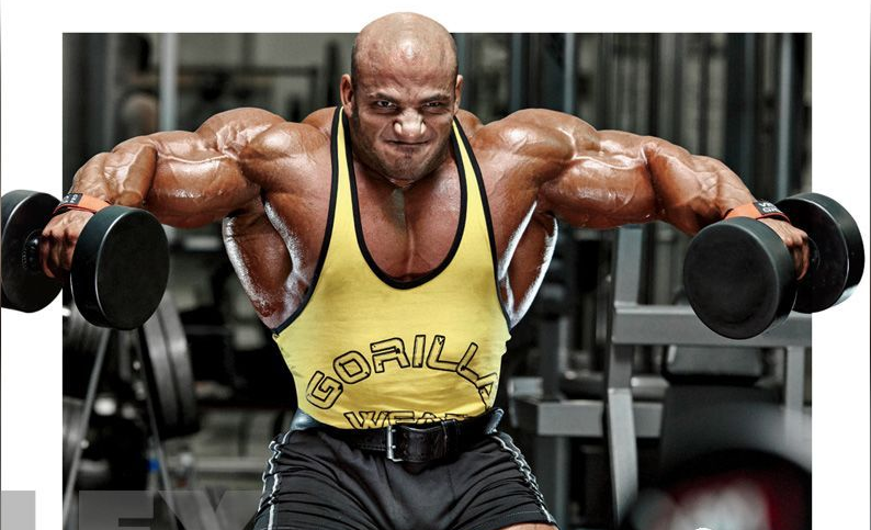 避免侧平举常见问题正确侧平举提高肩部训练效果