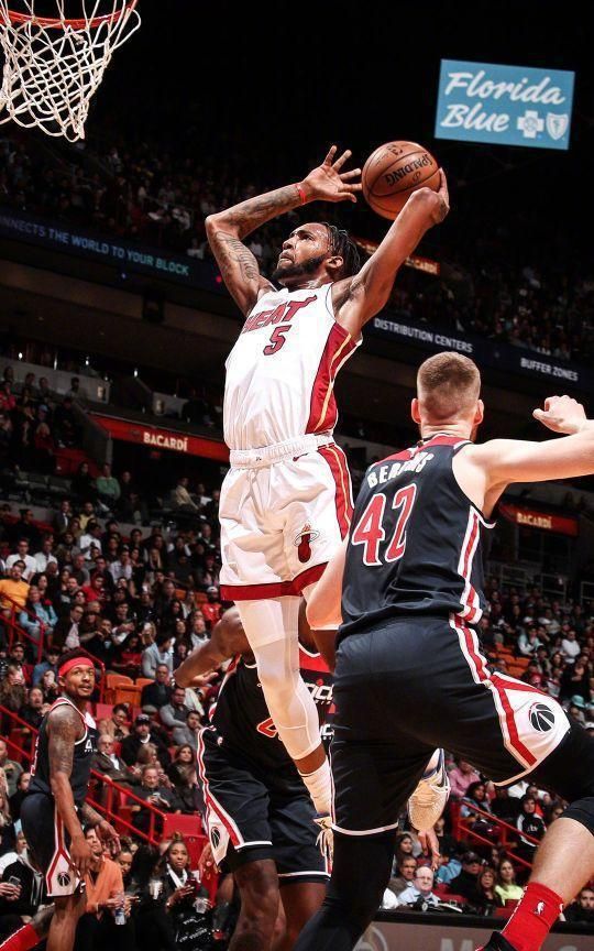 荣为扣篮王的小琼斯本赛季表现如何?他的上限到底在哪?