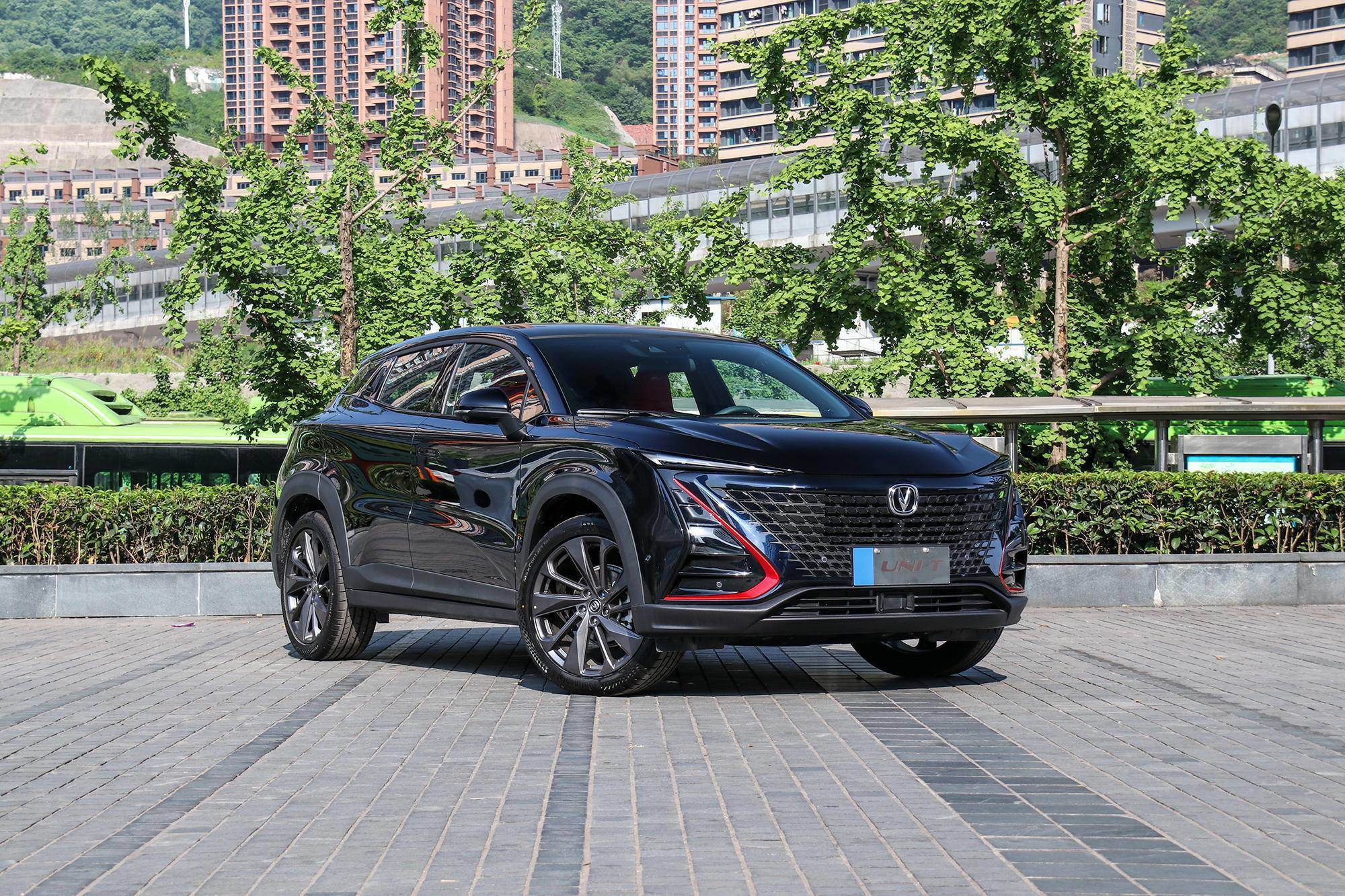 三款车型"四新"加持,长安uni-t上市11.39万起