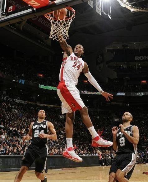 23投52分的威姆斯让广东更无解,王仕鹏:无球和有球都强