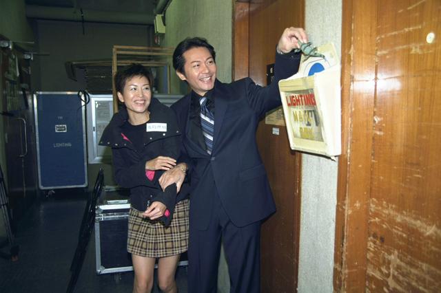 57岁江华懒理遭伍咏薇翻旧账被指耍大牌低调复出一年坚持不拍戏